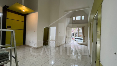 Rumah modern dengan Lahan 264 m2 Kawasan Kota Baru Parahyangan, Bandung