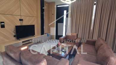Penawaran Eksklusif, rumah Mewah di Kota Baru Parahyangan, Bandung, LB 190m²