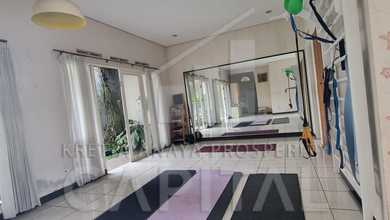 Jual Rumah Eksklusif LT 297 m2 Area Kota Baru Parahyangan, Bandung