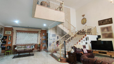 Hunian Prestisius di Kawasan Setra Duta, Bandung, LB 600m², Harga 9 Miliar