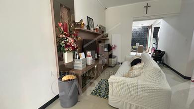 Dijual Rumah Strategis di Taman Kopo Indah, Bandung - LT 126m²