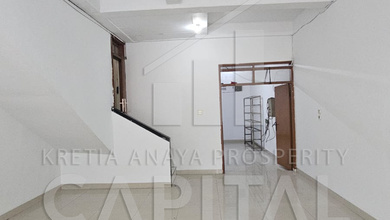 Ruko 2 Lantai Siap Pakai - Lokasi Jalan Utama Tki 2