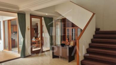 Rumah Area Premium Setra Duta, Bandung - Harga Terbaik 8,5 Miliar