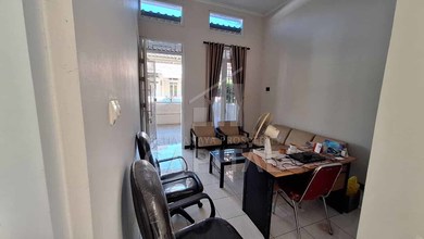 Rumah Sewa Nyaman Lokasi Taman Kopo Indah, Bandung, LB 130m²