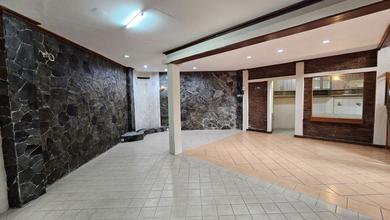 Rumah Dijual di Setiabudi, Bandung, LB 200m², Harga Kompetitif!
