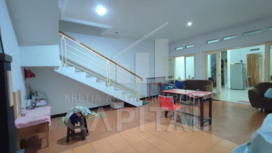 Jual Rumah Strategis di Kota Baru Parahyangan, Bandung - LT 144m²