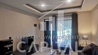 Penawaran Eksklusif, rumah Mewah di Kota Baru Parahyangan, Bandung, LB 94m²