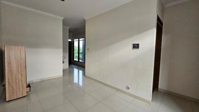 Rumah Dijual di Setiabudi, Bandung, LB 220m², Harga Kompetitif!