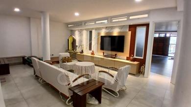 Penawaran Langka, rumah Prestisius di Soekarno Hatta, Bandung, LB 400m²