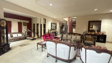 For Sale rumah Mewah di Batununggal, Bandung - LT 400m²