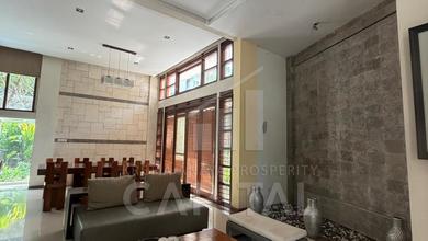 Rumah Sewa Nyaman Lokasi Dago, Bandung, LB 350m²