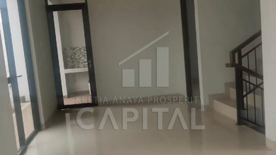 Rumah Mewah di Buah Batu, Bandung, 4 KT, LT 180m²