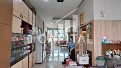 Dijual Ruko Luas  Siap Dipakai Hadap Jalan Raya