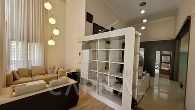 Jual Rumah Siap Huni di Setra Duta, Bandung, Luas 222 m2