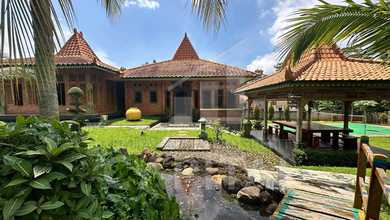 For Sale rumah Premium di Purwakarta, Purwakarta - LT 4034m²