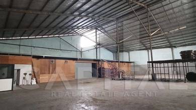 Pasti Untung Punya Gudang Ini..akses Tronton 20 Feet di Cibolerang