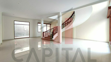 Hunian Mewah di Kawasan Setra Murni, Bandung, LB 505m², Harga 5 Miliar